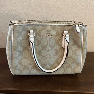 Coach handbag